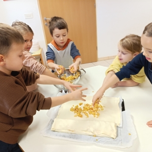 Teden slovenske hrane v skupini Mavrica