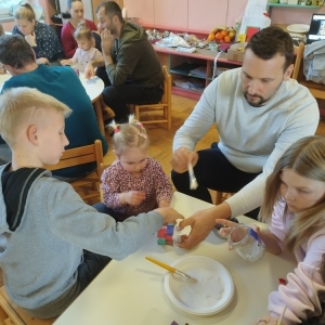 December v oranžni igralnici